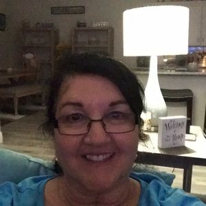 Meet your Posher, Gina